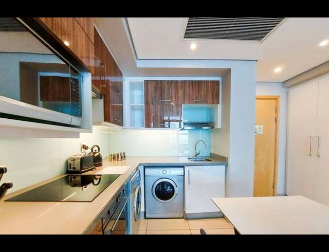2 BEDROOM APARTMENT FOR SALE IN UMHLANGA CENTRAL